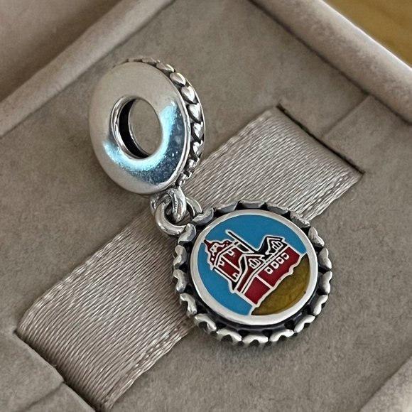 Pandora Holland Travel Exclusive Dangle Charm Pendant - Picture 2 of 5